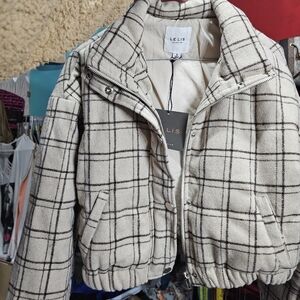 New crop jacket size small